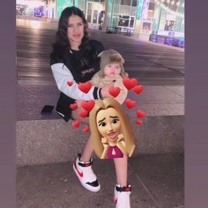 Meet your Posher, Abby